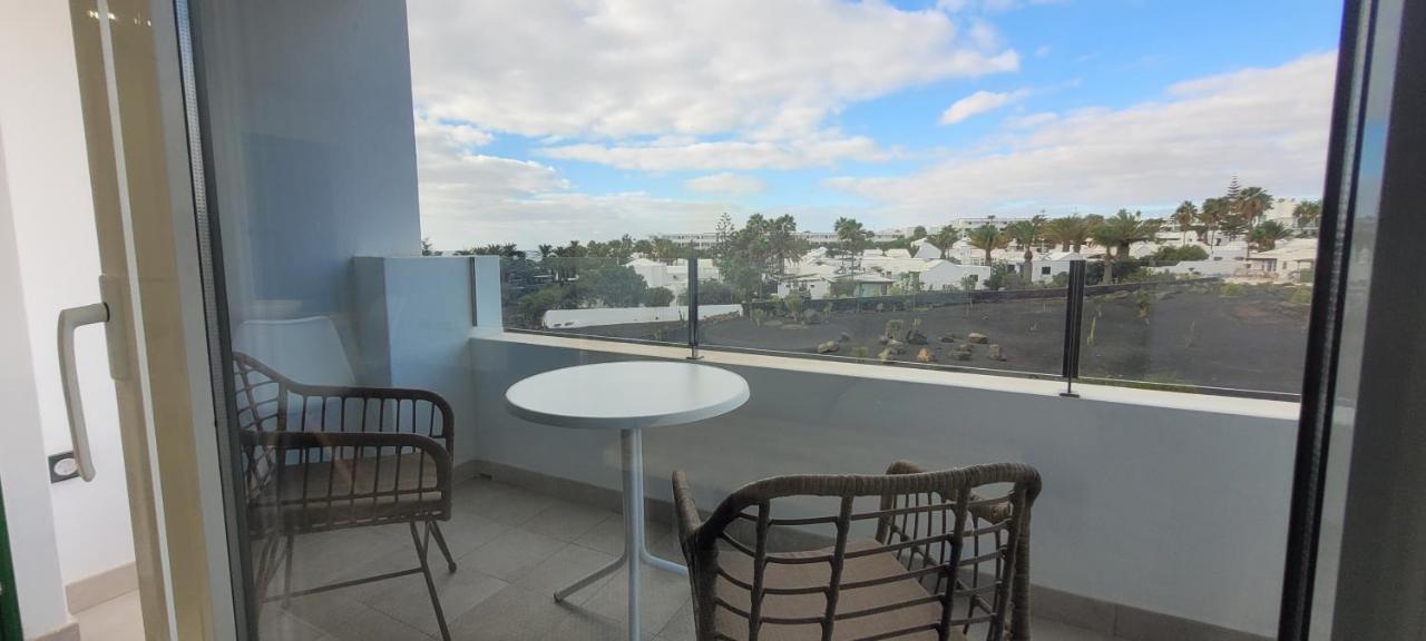 Sabbia Suites Blue Costa Teguise Εξωτερικό φωτογραφία